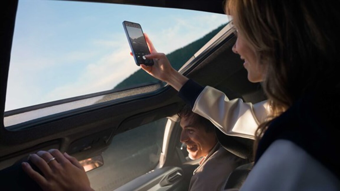 Klaasist panoraamkatus     