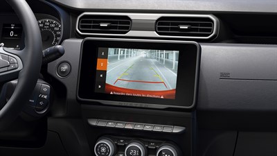 Uus Dacia Duster Multiview kaamerasüsteem sisekujundus